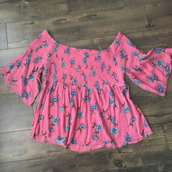 ARIZONA Pink Floral Off the Shoulder Top - Picture 6 of 6